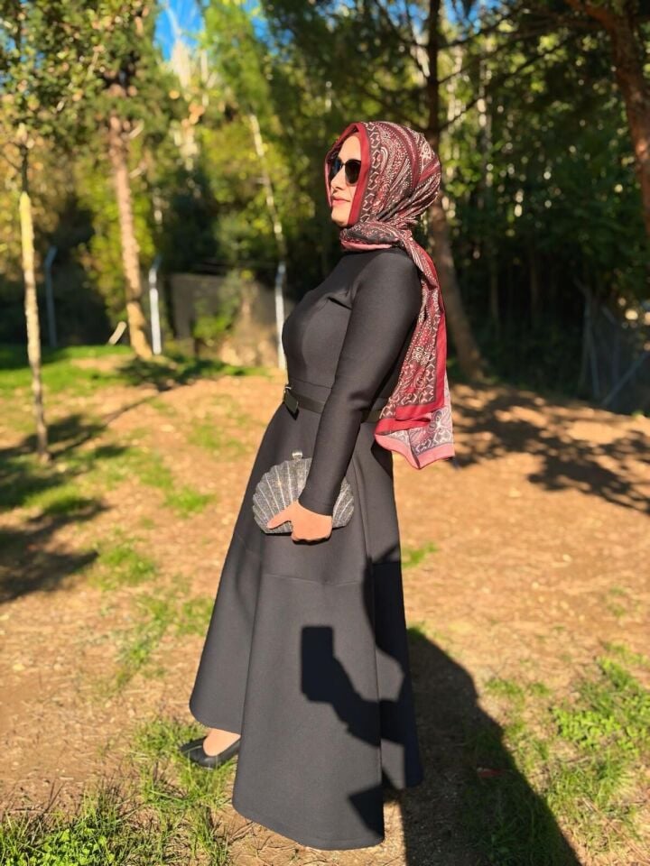 Scuba Kumaş Fit & Flare Elbise Siyah