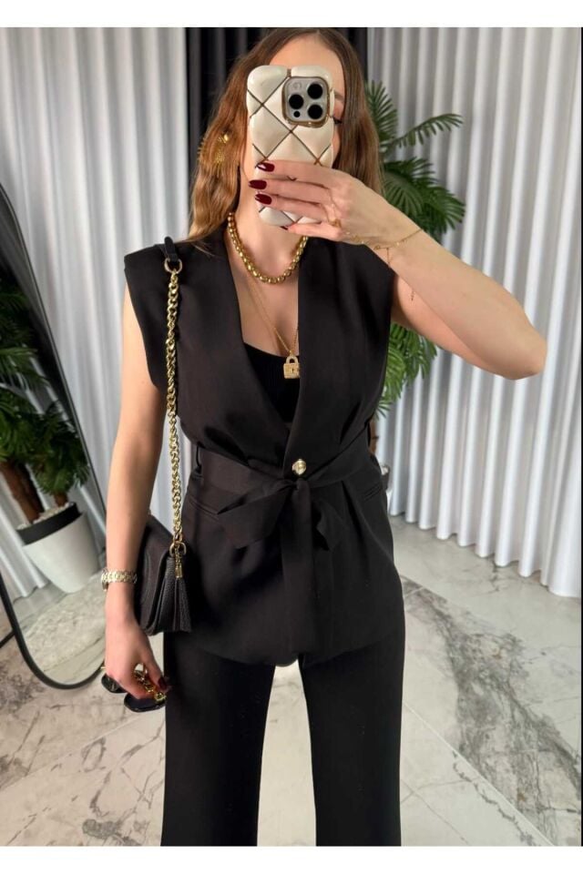 Kadın Yelekli Takım