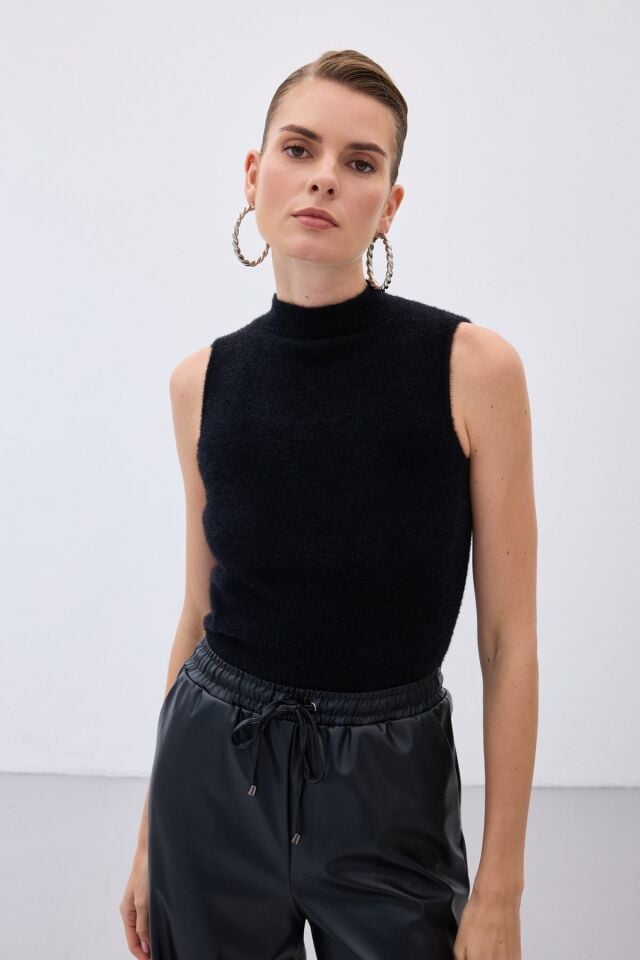 Sıfır Kol Sakallı Triko Bluz Siyah