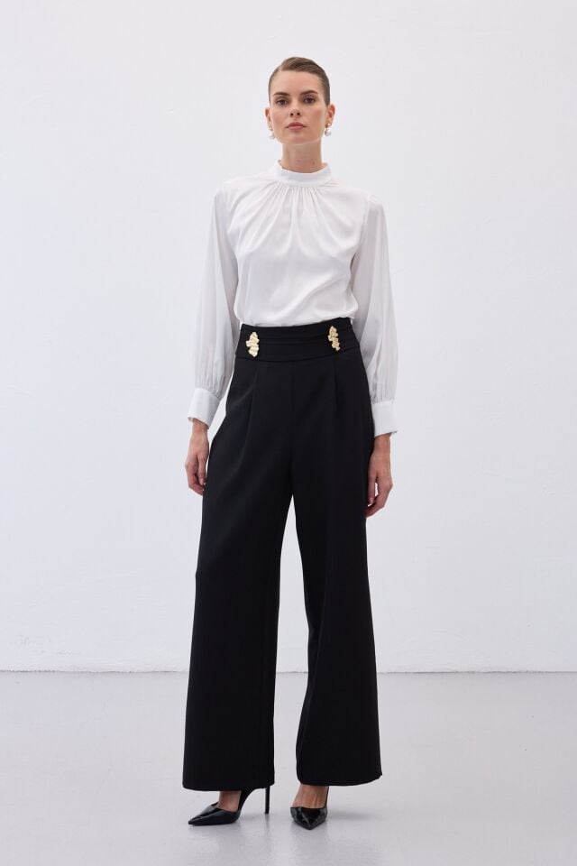 Bel Aksesuarlı Pantolon - Siyah