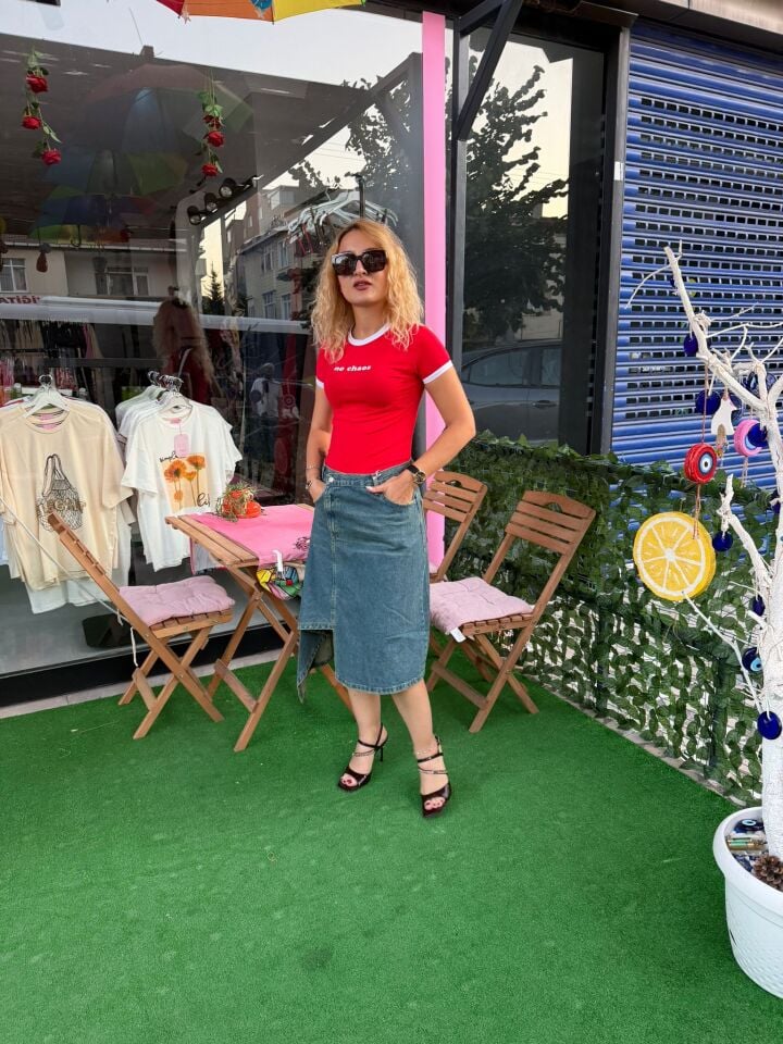 Asimetrik Kesim Denim Midi Etek