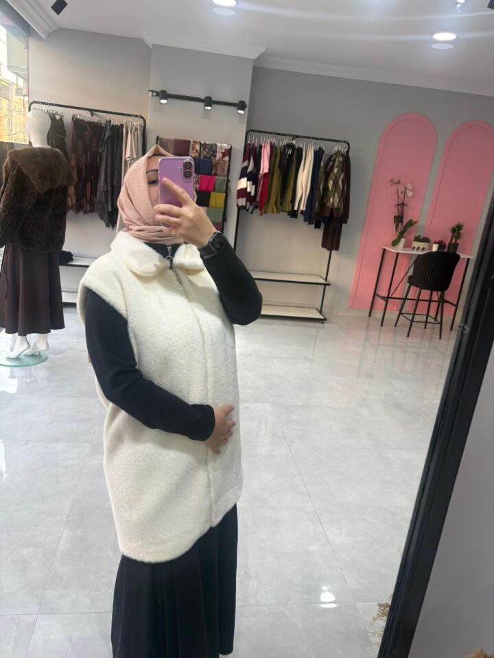 Peluş Yelek Ekru Kadın Fermuarlı Cepli