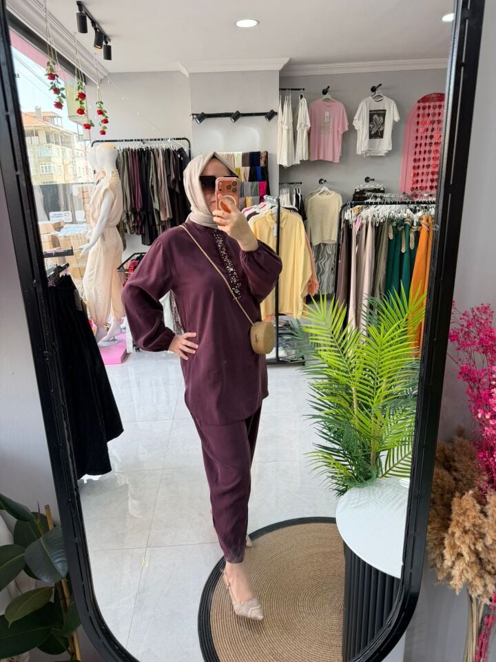 Taş Detaylı İkili Takım